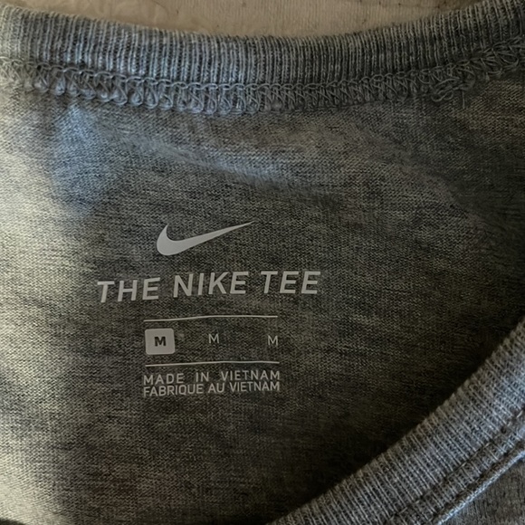 Youth Nike Elite tank top - Picture 2 of 2